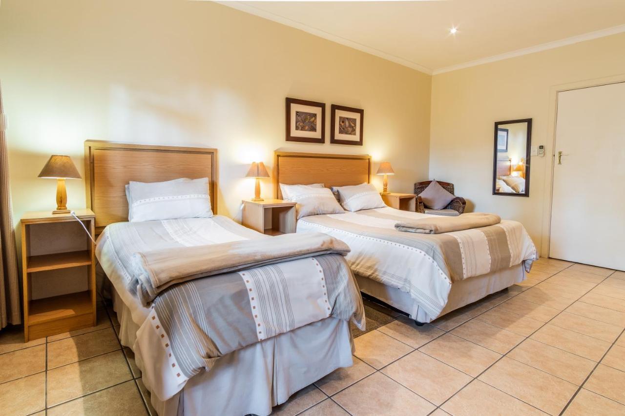 Treetops Guesthouse Port Elizabeth Esterno foto